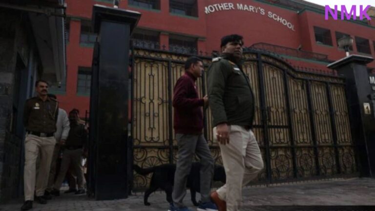 दिल्ली के 40 स्कूलों में बम की धमकी: 30 हजार डॉलर की मांग
