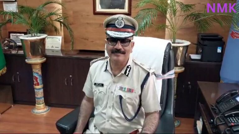 Jharkhand DGP: अनुराग गुप्ता ने चाईबासा में नक्सल अभियान की समीक्षा की