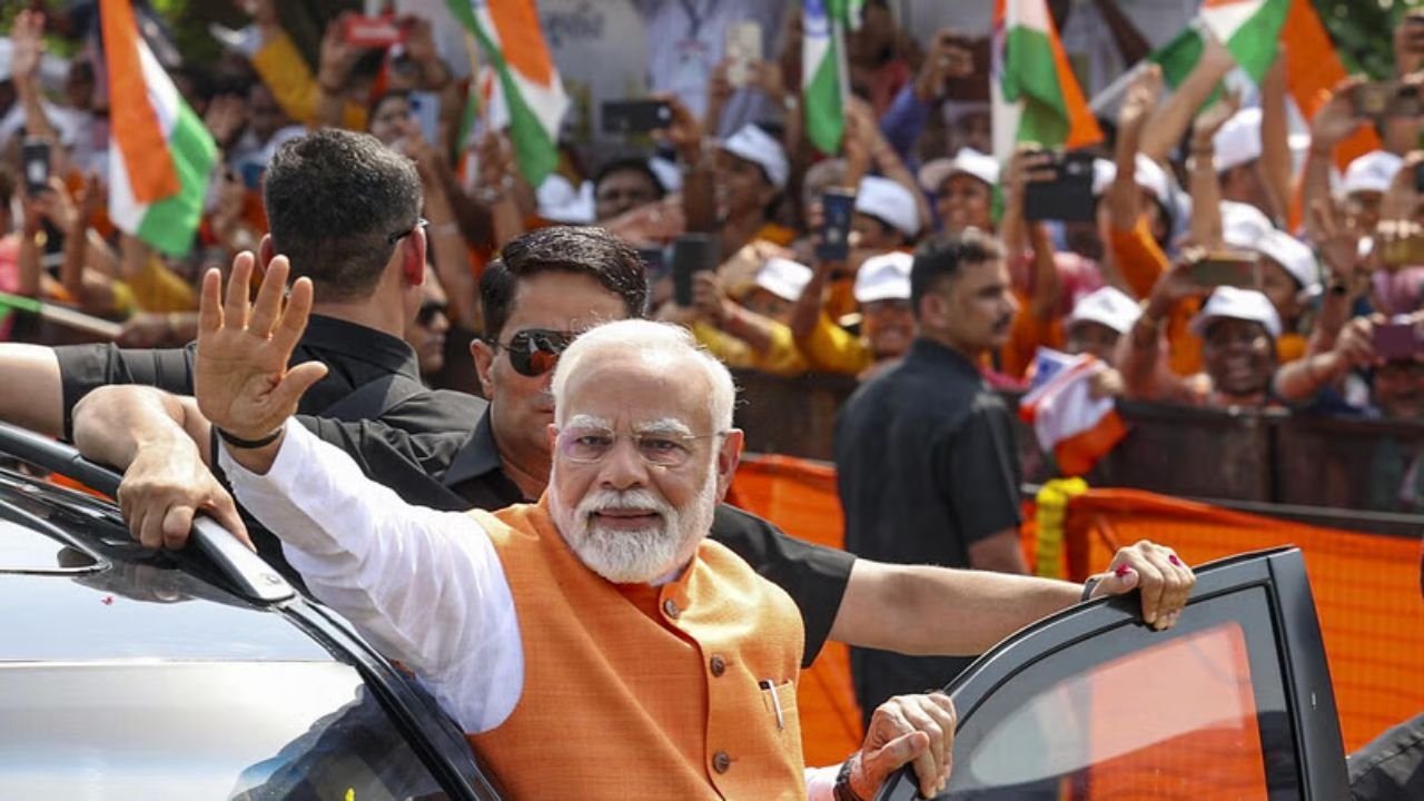 PM Modi Road Show