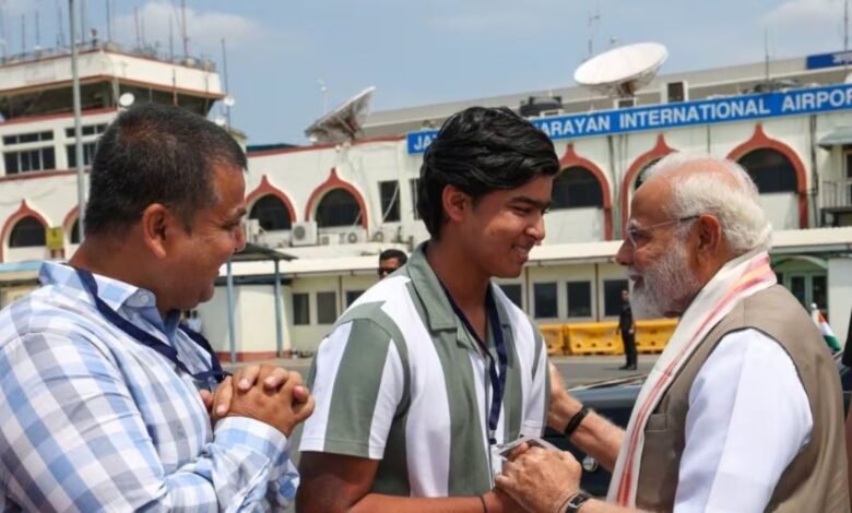 Vaibhav Suryavanshi Meet Pm Modi at Patna Airport