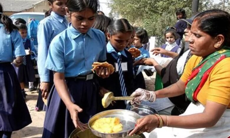 Bihar School Cooks Salary Hike