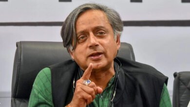 लोकसभा में आज 'ऑपरेशन सिंदूर' और पहलगाम हमले पर चर्चा, शशि थरूर क्यों बोले- मौनव्रत