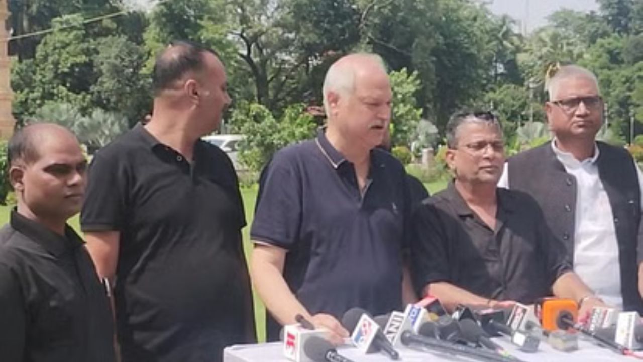 Bihar Chunav 2025: SIR मुद्दे पर इंडिया गठबंधन का हंगामा, राजद-कांग्रेस और वामदलों ने किया विधानसभा से वॉकआउट Bihar Chunav 2025