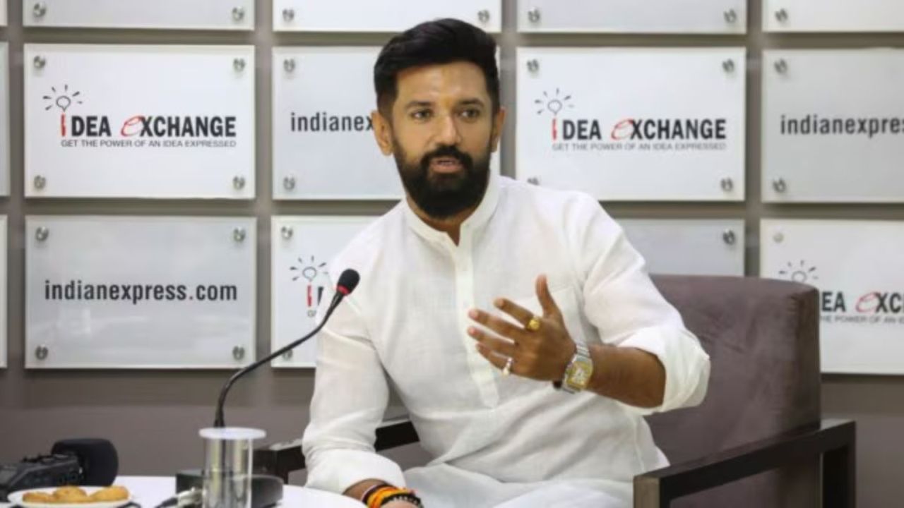 Chirag Paswan News: विधानसभा चुनाव से पहले चिराग पासवान को Z+ सिक्योरिटी की मांग, दिल्ली पुलिस को सौंपा ज्ञापन Chirag Paswan News