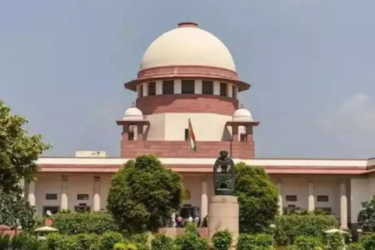 कांवड़ यात्रा के बीच की दुकानों में QR कोड लगाने के आदेश पर सुप्रीम कोर्ट का यूपी सरकार को नोटिस, 22 जुलाई को अगली सुनवाई