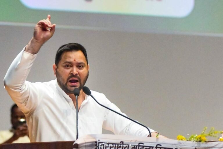 वक्फ कानून पर गरमाई बिहार की सियासत: तेजस्वी यादव बोले-बीजेपी के चिरकुट...