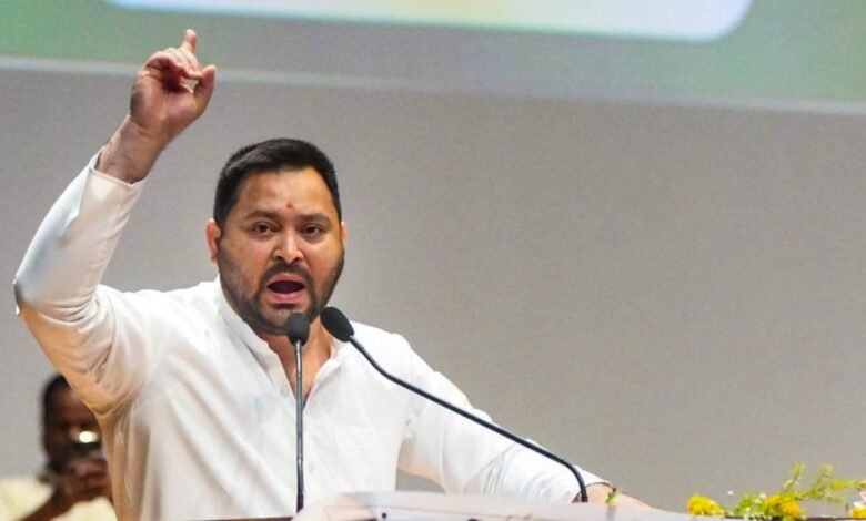 वक्फ कानून पर गरमाई बिहार की सियासत: तेजस्वी यादव बोले-बीजेपी के चिरकुट...