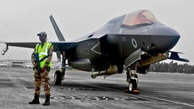 ब्रिटेन के F-35B स्टील्थ फाइटर जेट मिल गया हैंगर, 14 जून को हुई थी इमरजेंसी लैंडिंग