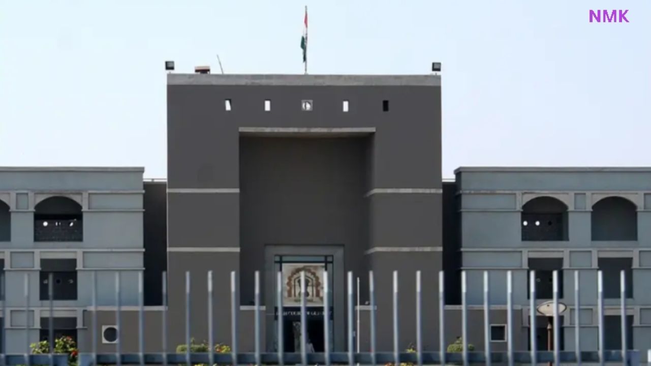 सबूतों के अभाव में 3 लोगों को बरी: गोधरा कांड सबूतों के अभाव में 3 लोगों को बरी: गोधरा कांड