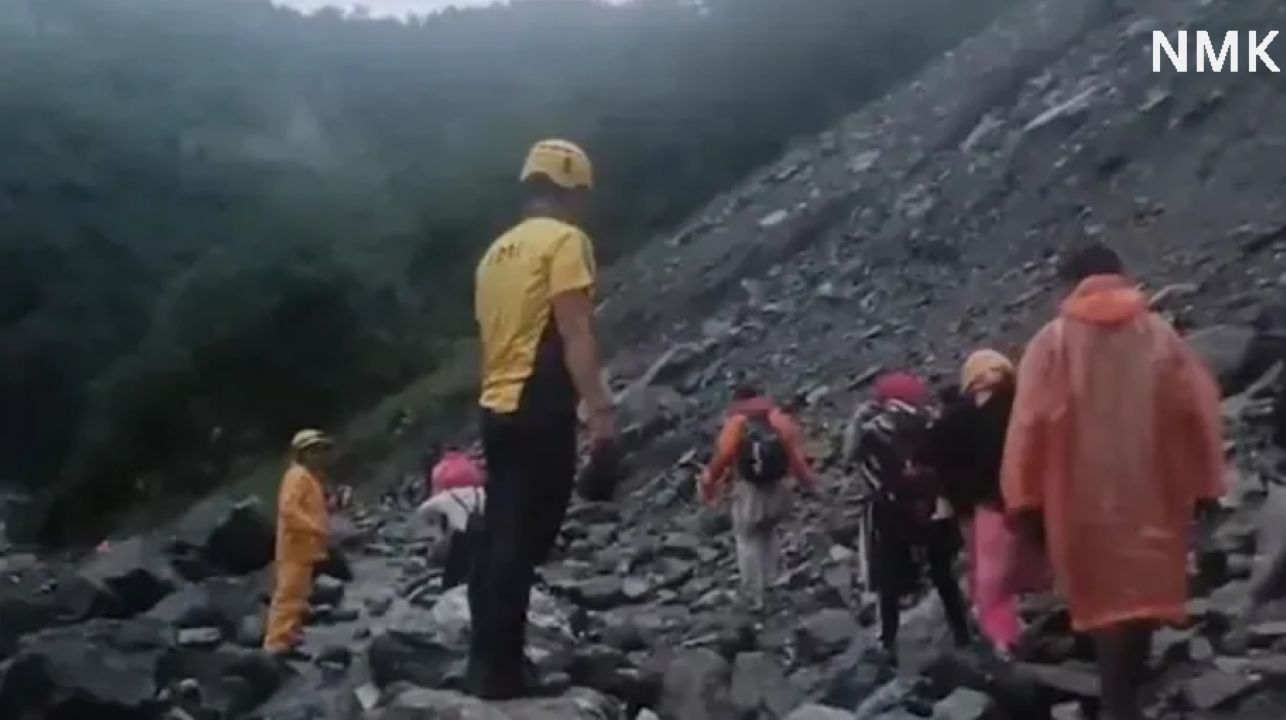 Kedarnath Yatra Update: भूस्खलन के कारण तीर्थयात्री फंसे, Kedarnath Yatra Update: भूस्खलन के कारण तीर्थयात्री फंसे,