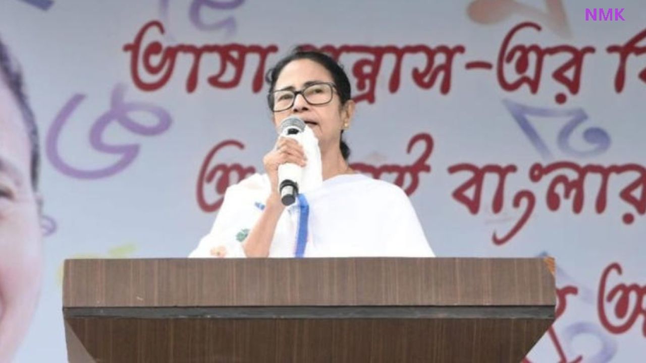 SIR row: ममता ने बीएलओ से कहा,मतदाता सूची से कोई नाम न हटे’ SIR row: ममता ने बीएलओ से कहा,मतदाता सूची से कोई नाम न हटे’
