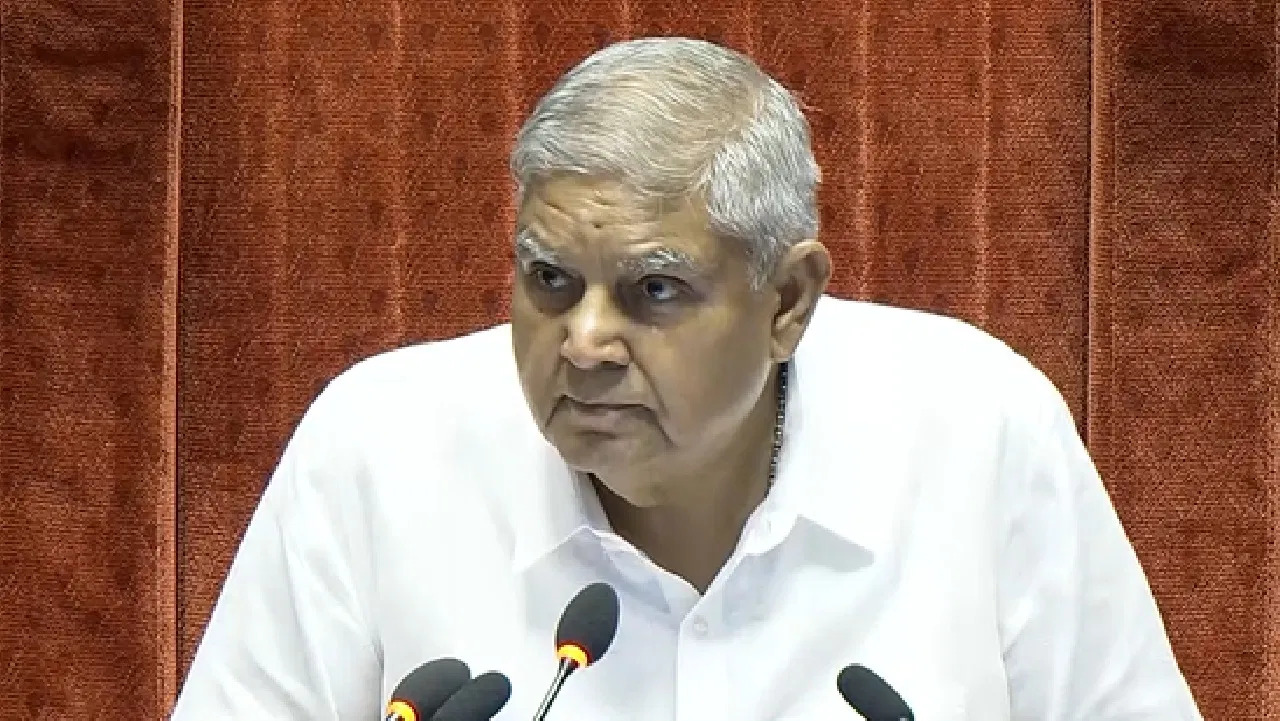 उपराष्ट्रपति जगदीप धनखड़ ने दिया इस्तीफा, स्वास्थ्य कारणों का हवाला