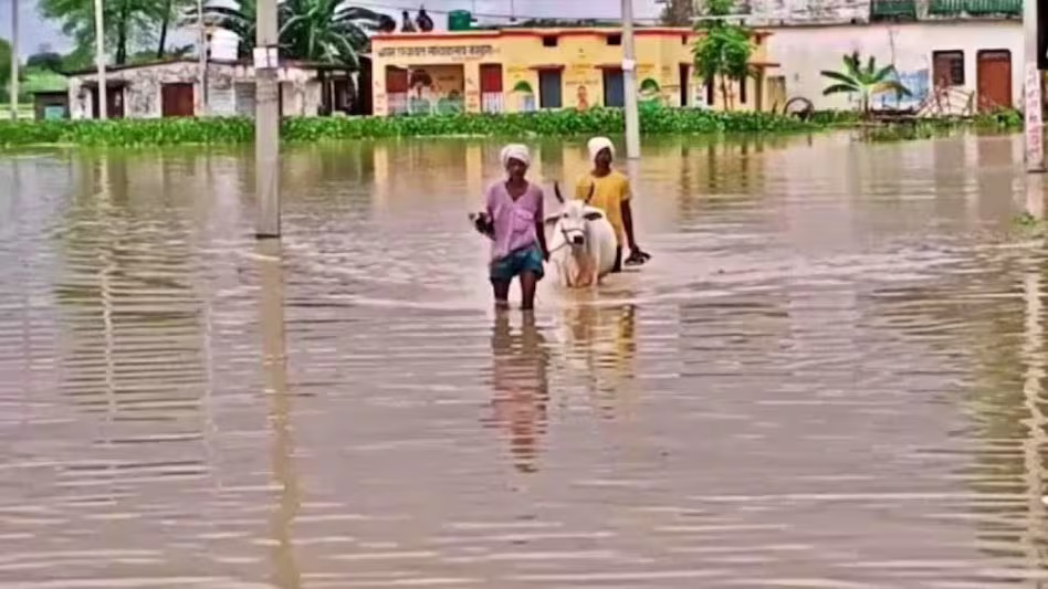 उत्तर प्रदेश में भारी बारिश से तबाही