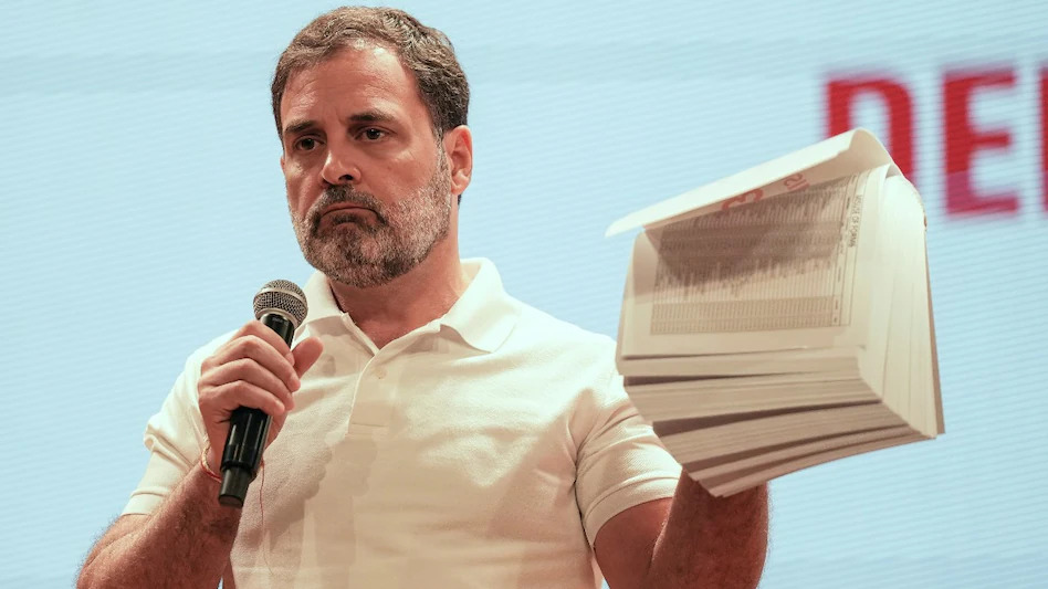 राहुल गांधी का आरोप – ‘वोट चोरी’ पर चुनाव आयोग निष्क्रिय, जल्द होंगे और खुलासे… राहुल गांधी का आरोप – ‘वोट चोरी’ पर चुनाव आयोग निष्क्रिय, जल्द होंगे और खुलासे...