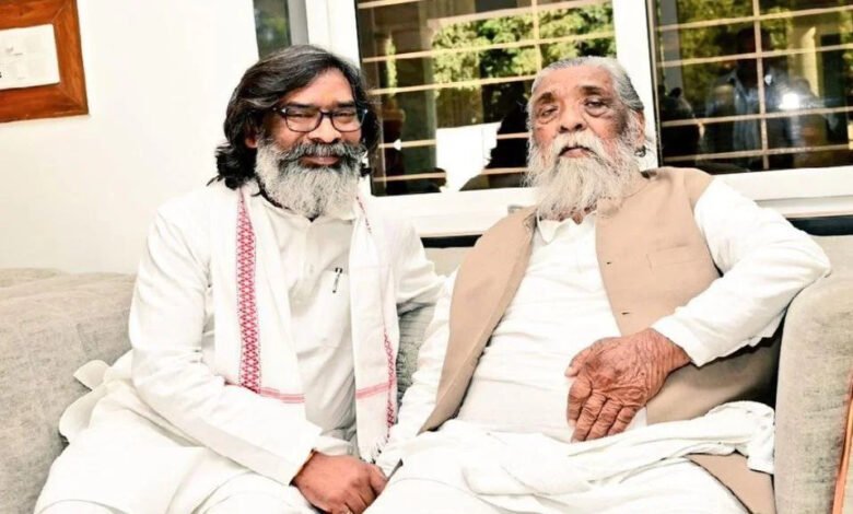 हेमंत सोरेन का भावुक संदेश: "बाबा नहीं रहे, झारखंड की आत्मा...