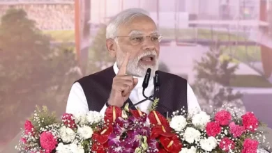 असम दौरे पर पीएम मोदी: 18,530 करोड़ की परियोजनाओं का शिलान्यास, कांग्रेस पर बोला हमला