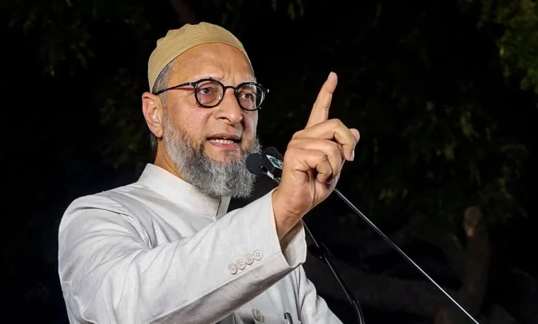 भारत-पाकिस्तान मैच पर सियासी बवाल, कांग्रेस और ओवैसी ने BJP को घेरा
