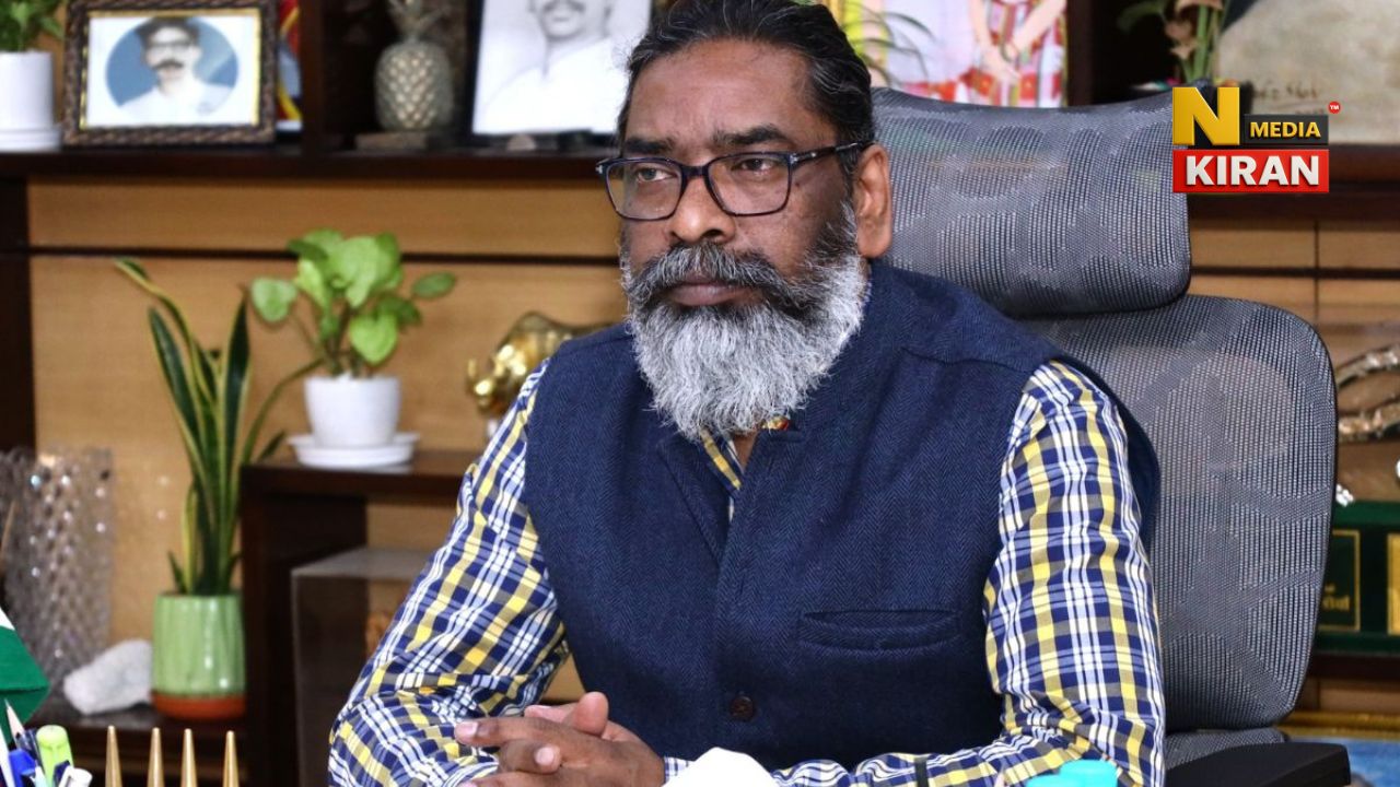 Jharkhand News: झारखंड आंदोलनकारियों के लिए हेमंत सोरेन का बड़ा ऐलान, 780 परिवारों को मिलेगी 1 एकड़ जमीन और 15 लाख रुपये Jharkhand News
