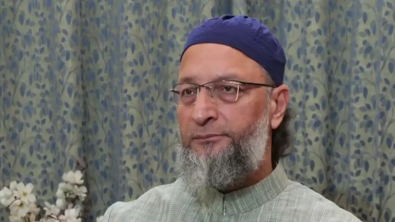 बिहार चुनाव: AIMIM ने जारी की पहलीसूची, 16 जिलों की 32 सीटों पर दावेदारी बिहार चुनाव: AIMIM ने जारी की पहलीसूची, 16 जिलों की 32 सीटों पर दावेदारी
