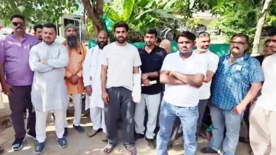 “अलवर में communal हिंसा: युवक की मौत के बाद भड़का गुस्सा, सरकारी नौकरी की मांग पर अड़े लोग”