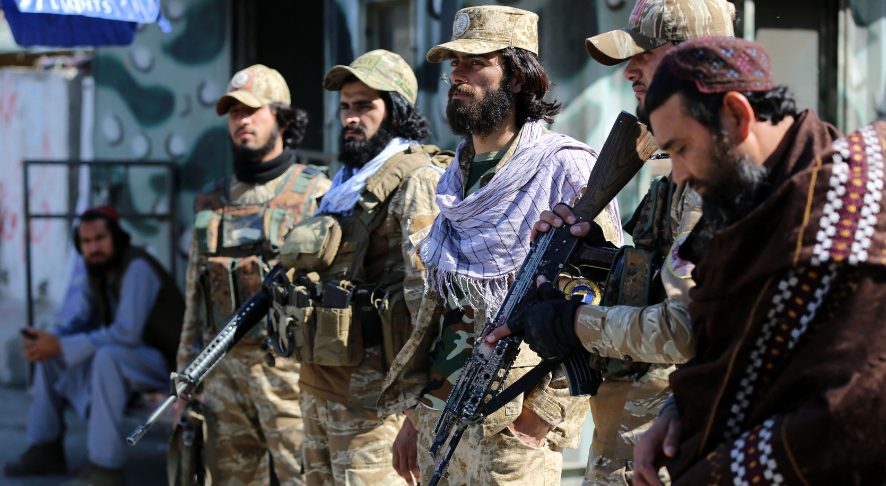 पाकिस्तान और अफगानिस्तान की सीमा पर युद्ध जैसे हालात, तालिबान बलों ने पाकिस्तानी ठिकानों पर किया कब्जा