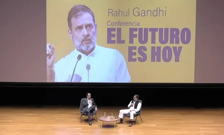 कोलंबिया में बोले राहुल गांधी: "भारत में लोकतंत्र पर हमला, चीन की तरह लोगों को दबा नहीं सकते"