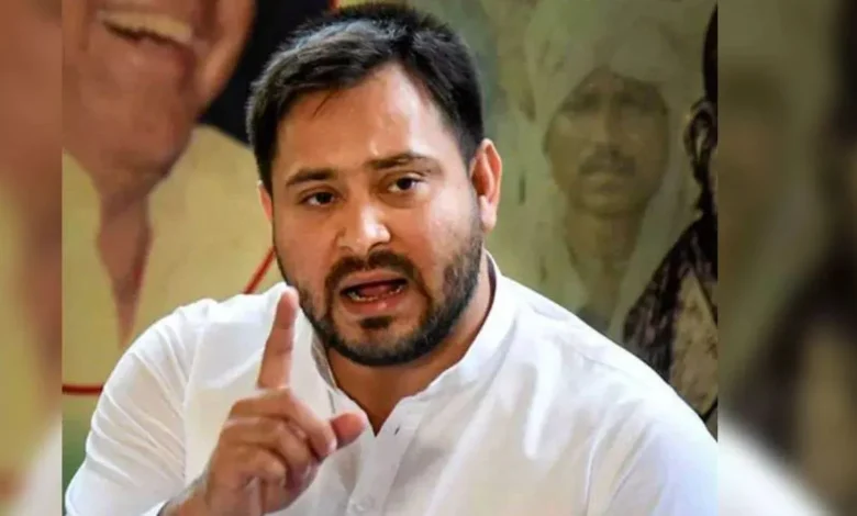 बिहार चुनाव 2025: यादव-मुस्लिम के बाद नाई, कुम्हार, लोहार पर तेजस्वी का फोकस, 5 लाख ब्याजमुक्त लोन का वादा
