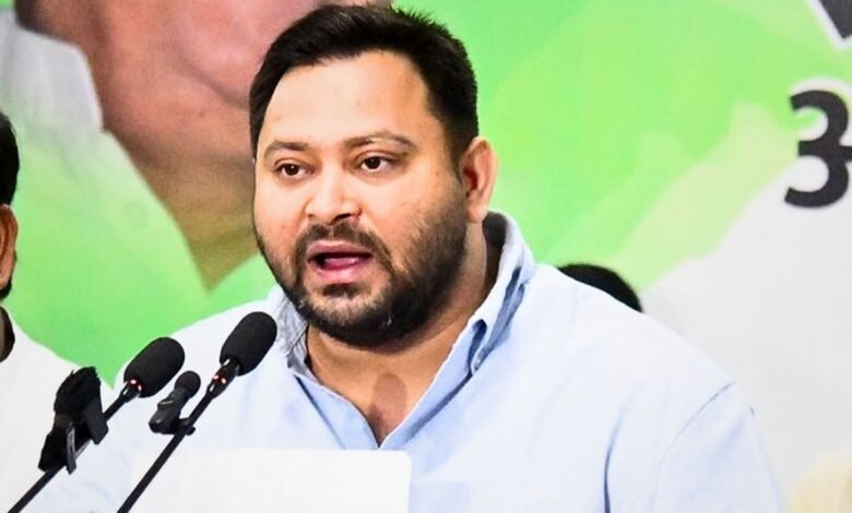 Bihar Election 2025: RJD को बड़ा झटका, दो विधायक JD(U) में शामिल