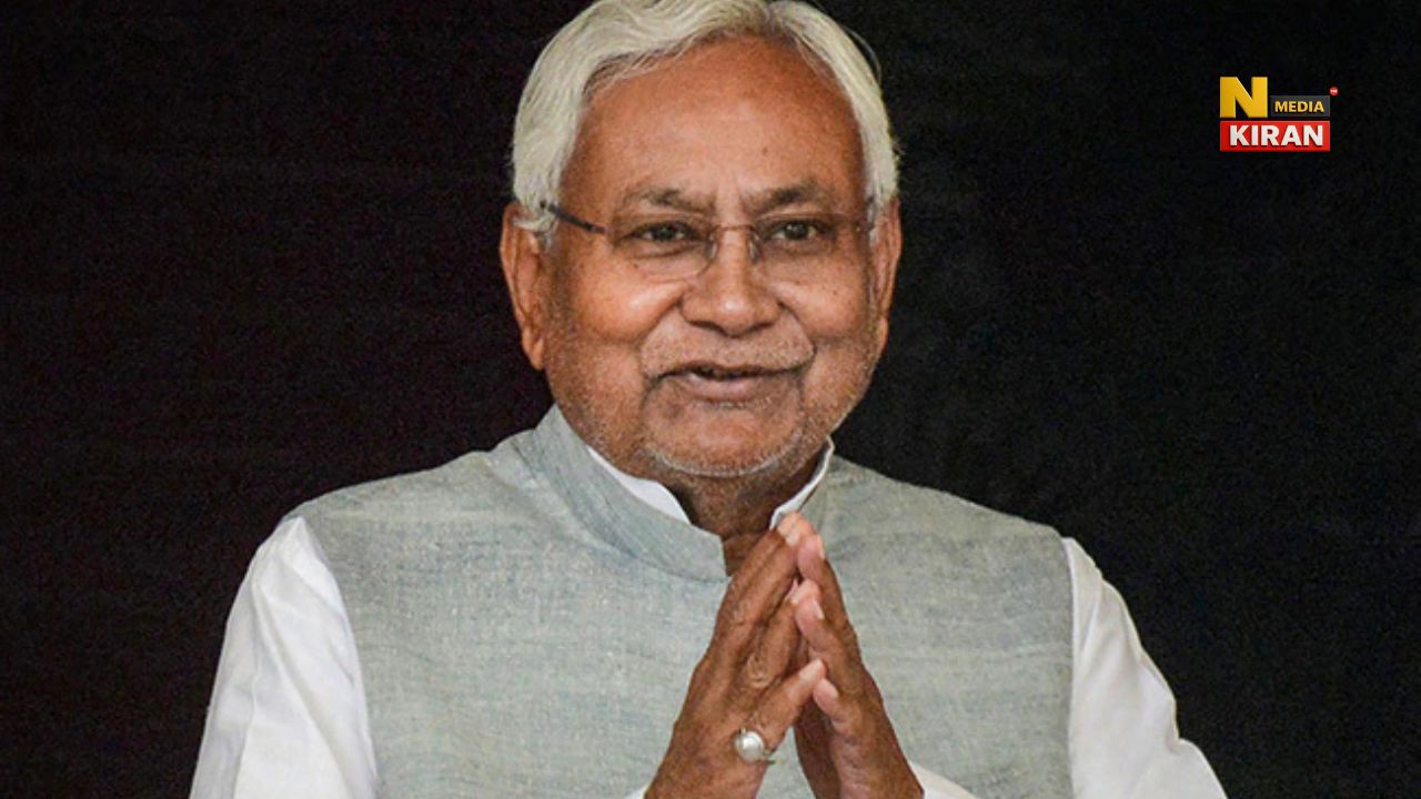 Bihar Politics: नीतीश कुमार ने राजभवन में सौंपा इस्तीफा, NDA की नई सरकार बनाने का दावा किया पेश Bihar Politics