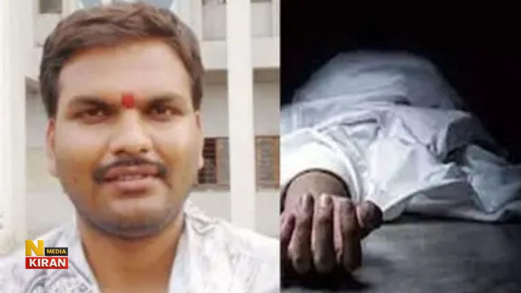कोरबा में भाजपा नेता अक्षय गर्ग की धारदार हथियार से हत्या, पुलिस जांच में जुटी कोरबा में भाजपा नेता अक्षय गर्ग की धारदार हथियार से हत्या, पुलिस जांच में जुटी