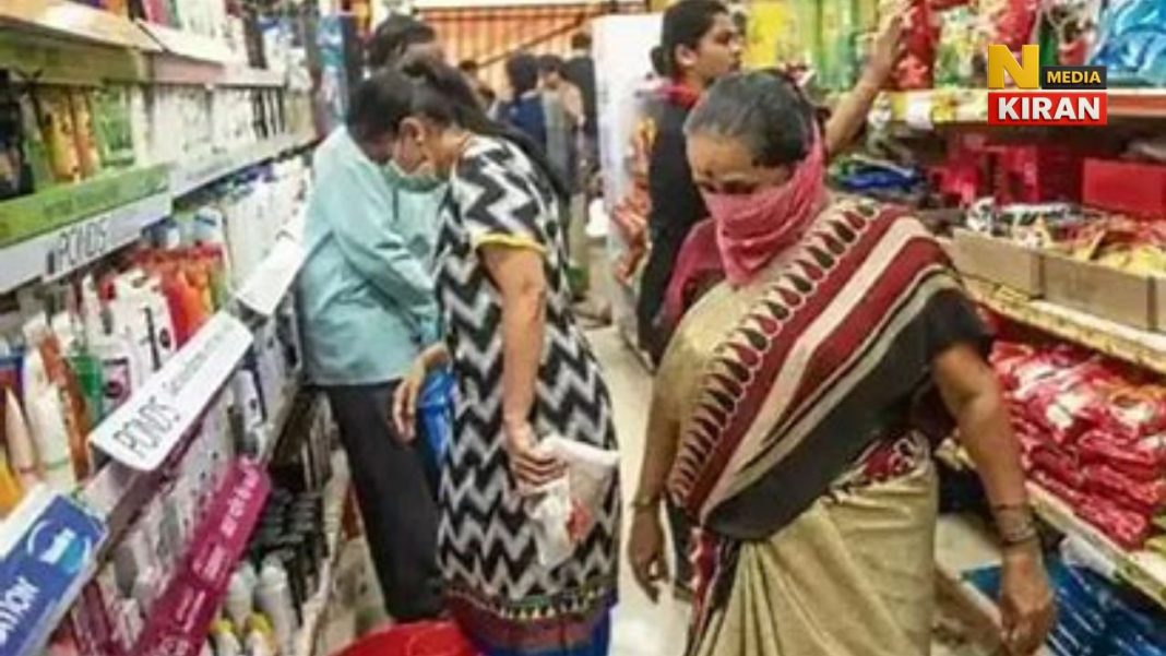 चेन्नई में FMCG डिस्ट्रीब्यूटर्स का बड़ा विरोध – बड़ी कंपनियों पर प्रिडेटरी प्राइसिंग का आरोप चेन्नई में FMCG डिस्ट्रीब्यूटर्स का बड़ा विरोध – बड़ी कंपनियों पर प्रिडेटरी प्राइसिंग का आरोप