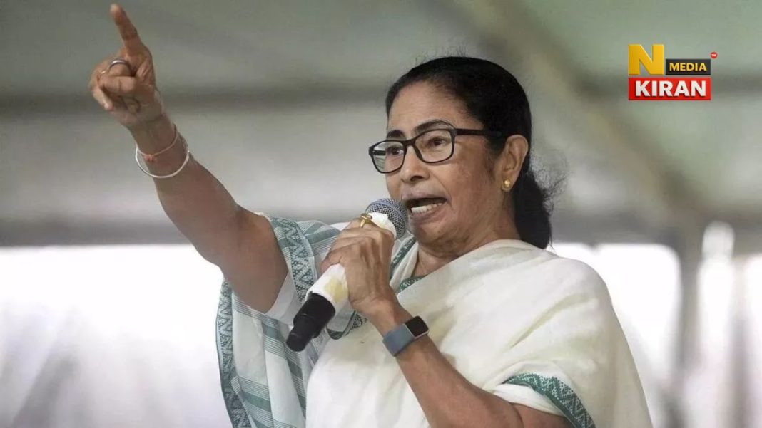 West Bengal News: ममता बनर्जी का दृढ़ संकल्प, ‘दुष्ट ताकतों के सामने नहीं झुकेंगे’, टीएमसी के 28वें स्थापना दिवस पर बंगाल की लड़ाई जारी रखने का ऐलान West Bengal News
