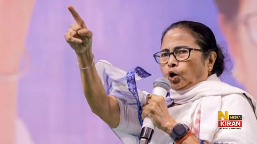 West Bengal News: ममता बनर्जी ने काटे 74 विधायकों के टिकट, 15 साल बाद वाम मोर्चे की राह पर TMC West Bengal News: ममता बनर्जी ने काटे 74 विधायकों के टिकट, 15 साल बाद वाम मोर्चे की राह पर TMC