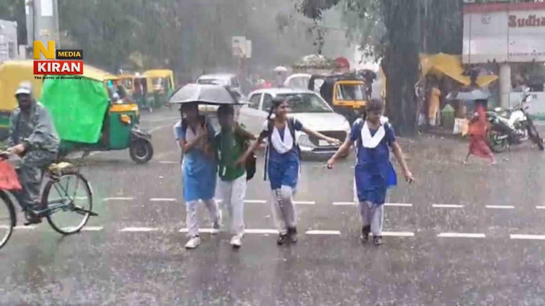 Jharkhand Weather: झारखंड में बदलेगा मौसम का मिजाज, रांची समेत 13 जिलों में भारी बारिश और आंधी का ऑरेंज अलर्ट, कुछ हिस्सों में चलेगी लू Jharkhand Weather