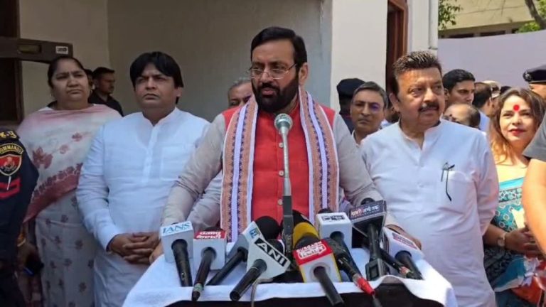 Gurugram News: गुरुग्राम में CM नायब सिंह सैनी ने मौके पर निपटाए 14 मामले, हुड्डा पर भी कसा तंज