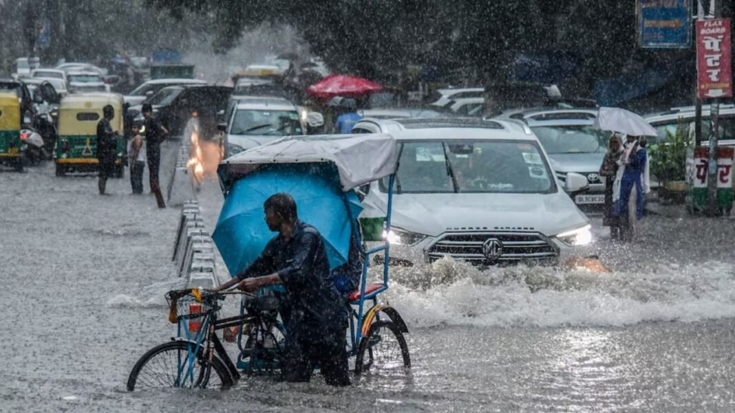 Kal Ka Mausam 1 September 2026: 20 राज्यों में मूसलाधार बारिश का अलर्ट, 70 की स्पीड से चलेगी आंधी Kal Ka Mausam 1 September 2026