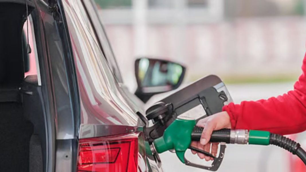 Petrol-Diesel Price 3 Aug 2026: जानिए दिल्ली, मुंबई समेत प्रमुख शहरों में पेट्रोल और डीजल के नए भाव Petrol-Diesel Price 3 Aug 2026