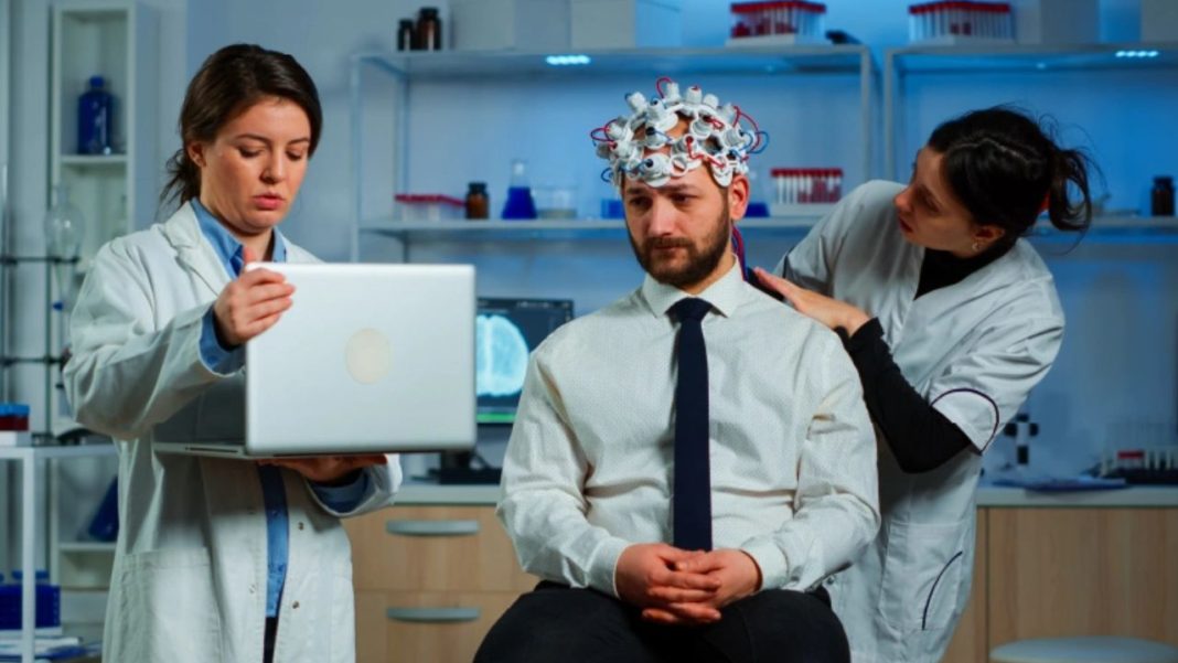 Psychology Career Options After 12th: 12वीं के बाद साइकोलॉजी से पढ़ाई करें, इन सेक्टरों में मिल सकते हैं करियर ऑप्शन Psychology Career Options After 12th