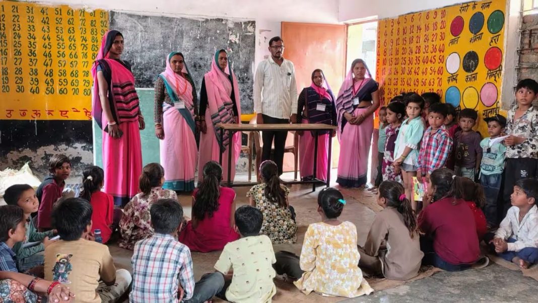 UP Anganwadi Bharti 2026: उत्तर प्रदेश के कई नए जिलों में आंगनवाड़ी वर्कर और सहायिका पदों पर भर्ती शुरू, ऐसे करें आवेदन UP Anganwadi Bharti 2026