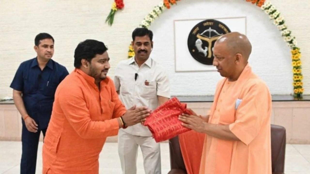 UP News : लखनऊ में हिंदूवादी नेता धीरेंद्र प्रताप सिंह की हत्या, दुबग्गा नहर से शव बरामद