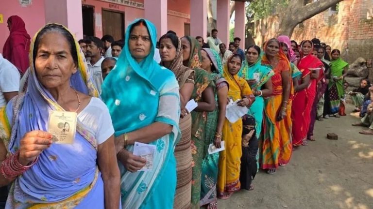 Up Panchayat Election 2027: 2011 की जनगणना से तय होगा ग्राम प्रधान सीटों का आरक्षण, बदलेजेंगे कई गांवों के सियासी समीकरण