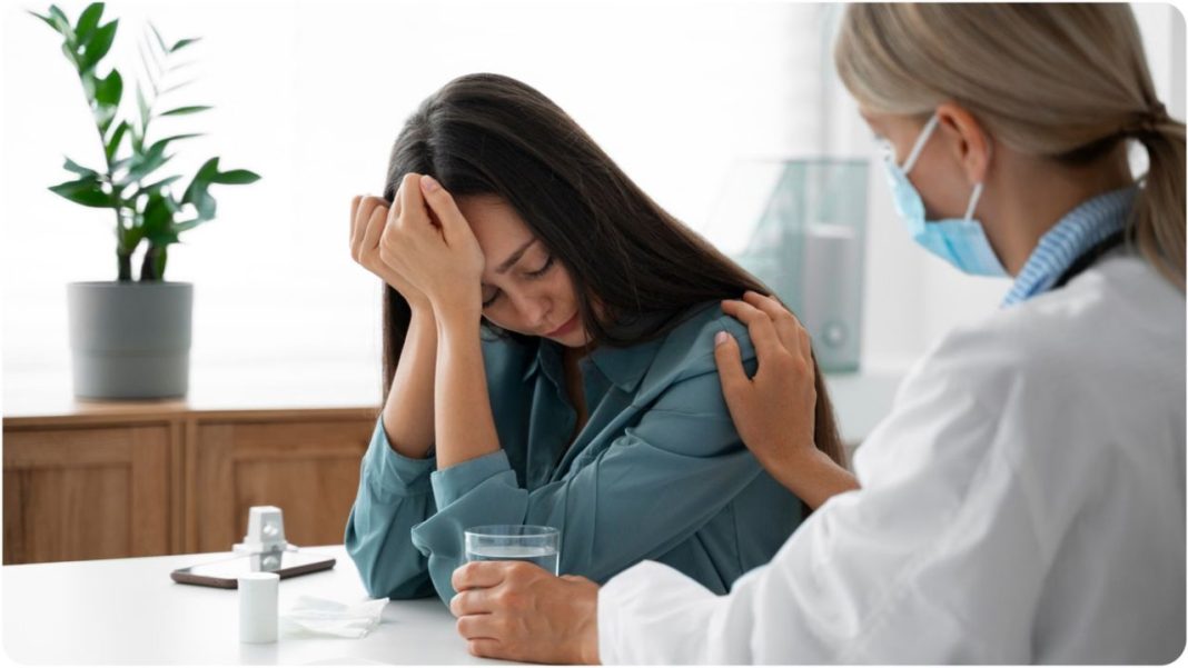 Women Health: PMS क्या है? महिलाओं के साथ-साथ पुरुषों के लिए भी क्यों जरूरी है इसकी जानकारी Women Health