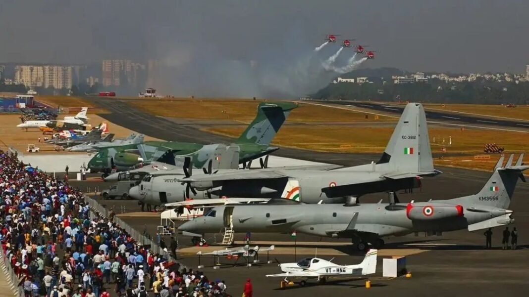 Aero India 2027 Dates: एशिया के सबसे बड़े एयर शो ‘एयरो इंडिया’ की तारीख आई सामने, आसमान में दिखेगा लड़ाकू विमानों का जलवा Aero India 2027 Dates