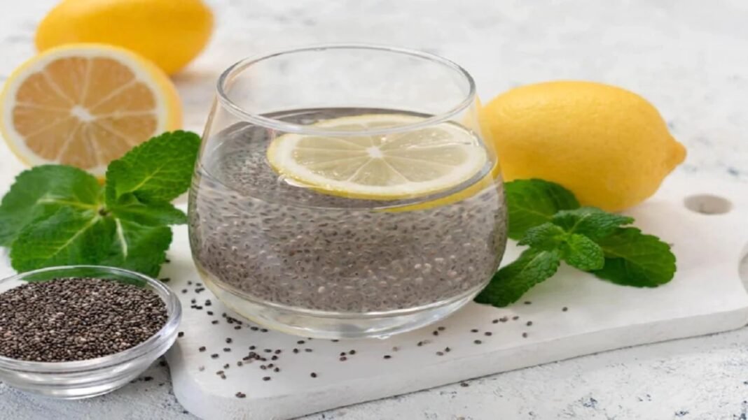 Health Tips: इन लोगों के लिए खतरनाक साबित हो सकता है चिया सीड्स का सेवन, डॉक्टर ने दी चेतावनी Health Tips