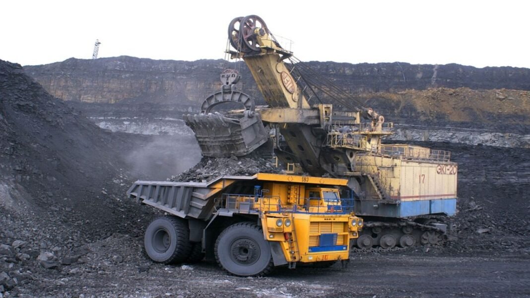 India Thermal Power Coal Crisis 2026: देश के थर्मल प्लांट्स में कोयले का संकट, सिर्फ 9 दिन का स्टॉक बचा, 50 प्लांट्स में हालत गंभीर India Thermal Power Coal Crisis 2026