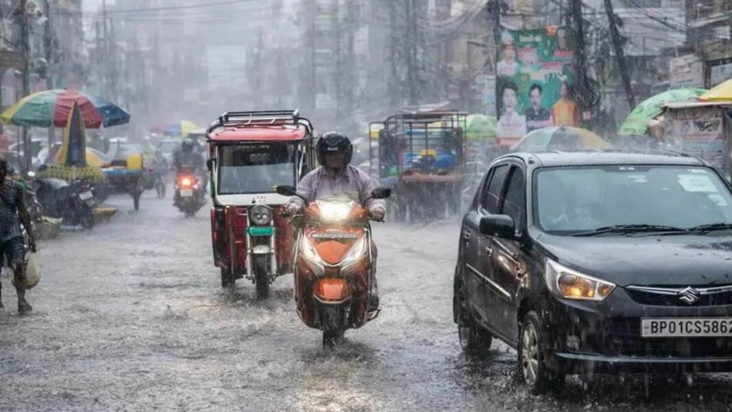 Kal Ka Mausam 8 September 2026: 70 KM की रफ्तार से चलेंगी तूफानी हवाएं, यूपी-बिहार से हिमाचल तक भारी बारिश का अलर्ट Kal Ka Mausam 8 September 2026