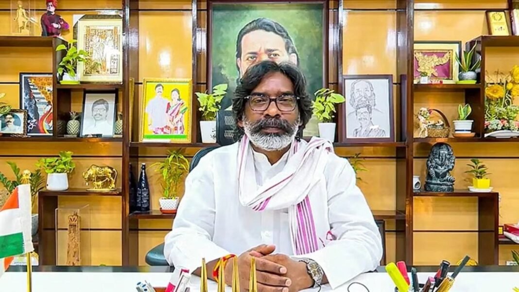 Sona Sobran Yojana 2026: झारखंड में त्योहारों से पहले 68 लाख परिवारों को मिलेगी धोती-साड़ी-लुंगी Sona Sobran Yojana 2026