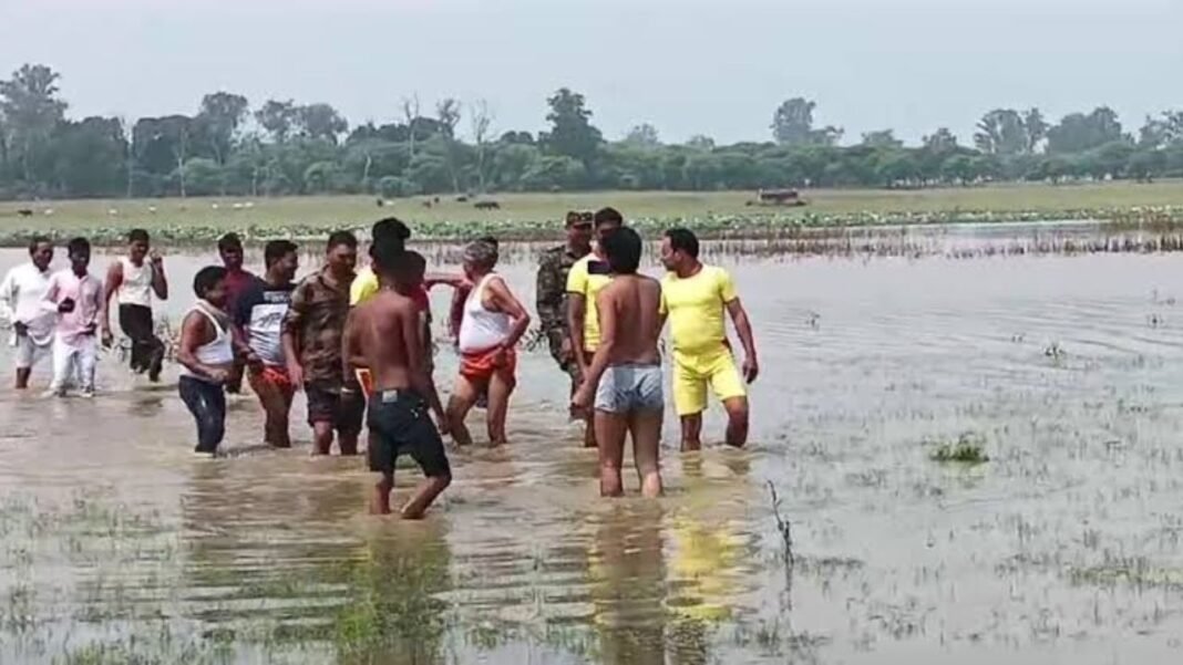 Sultanganj Karma Puja Accident: पोखर में नहाने गए छह बच्चों की डूबकर मौत, एक को बचाने गए सभी समाए Sultanganj Karma Puja Accident