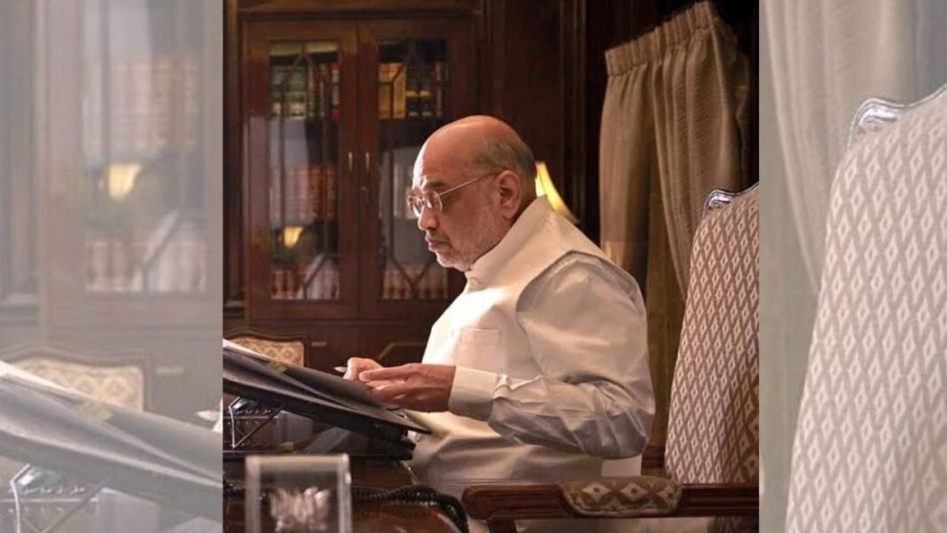 Amit Shah life journey: शतरंज और संगीत के शौकीन हैं अमित शाह, सरदार पटेल की बेटी के लिए पोस्टर लगाने से गृह मंत्री बनने तक का सफर Amit Shah life journey