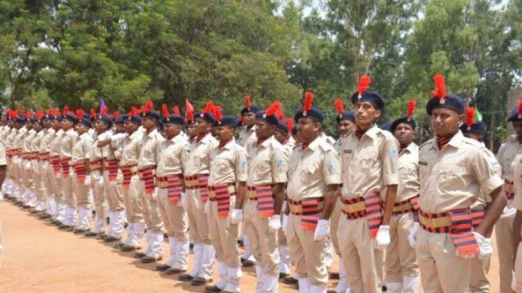 CG News: छत्तीसगढ़ में नगर सैनिकों का मानदेय बढ़कर 30,870 रुपये महीना, करीब 7,900 को फायदा CG News